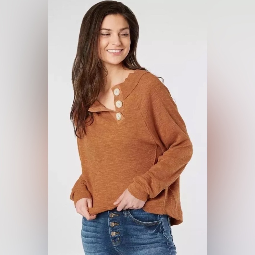 Free People -We The Free Donât Forget Me Cedar Button Neckline Long Sleeve Top S